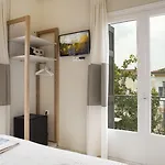 Athena Hotel 4*