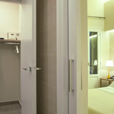 Hotel Athena Hotel 4*