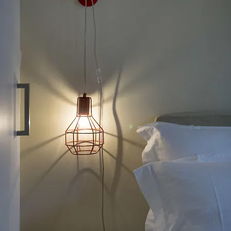 Athena Hotel 4*