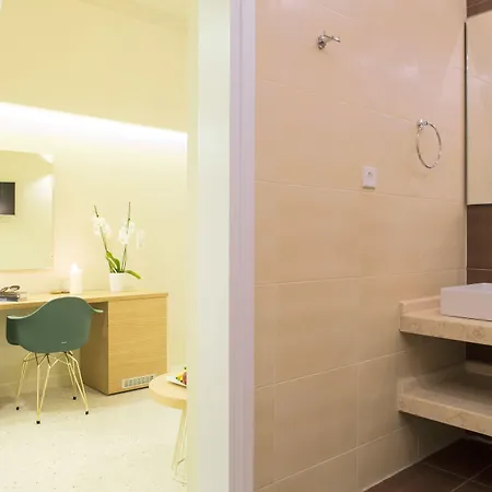 Athena Hotel
