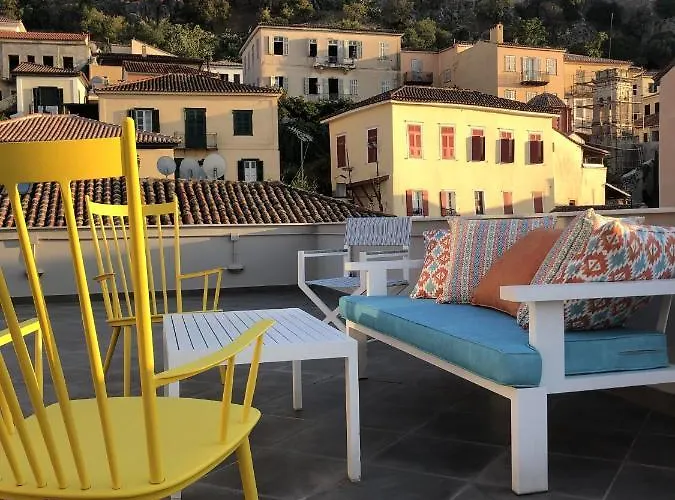 Athena Hotel 4*