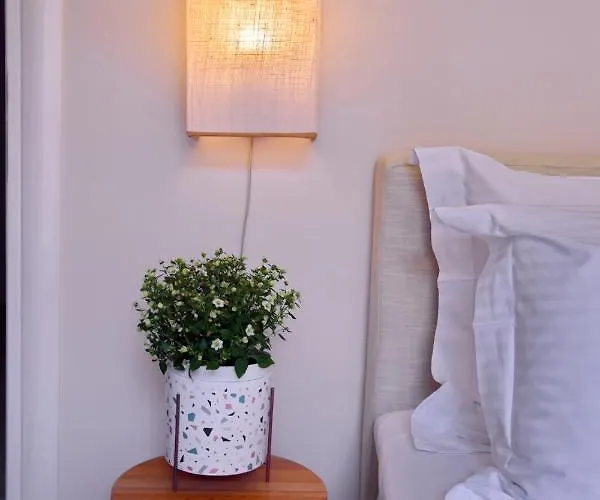 Ξενοδοχείο Athena 4*